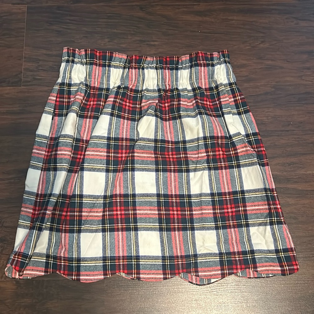 Lauren James Scalloped Plaid Skirt